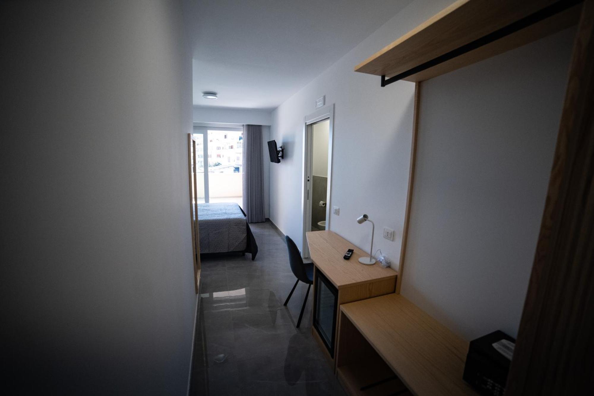 Middle Town Palace Tropea Extérieur photo